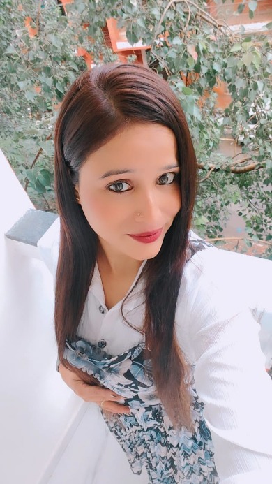 Call Girls service in The Lodhi Hotel